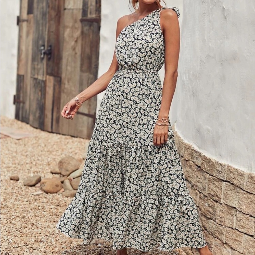 Boho tie shoulder A line maxi dress